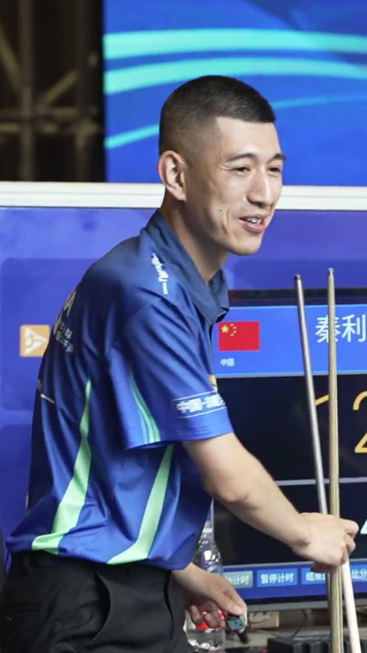 为主教练的