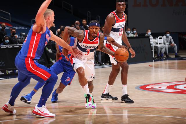 通过其经验 通过其经验