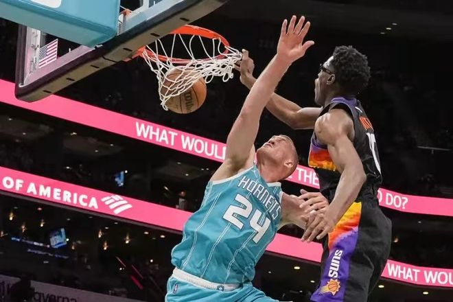 在场上承担 在场上承担