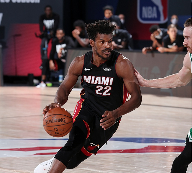 费迪南德:很多人不知道贝克汉姆职业态度有多好,耐力也很好