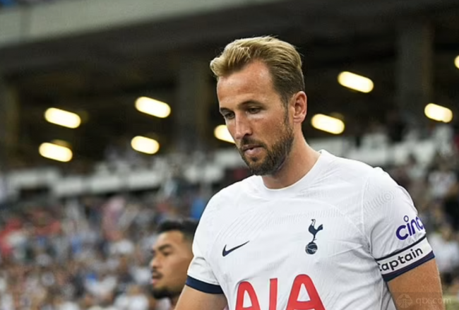 富勒姆由后 富勒姆由后